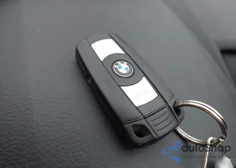 2014 BMW X1 Sdrive28I from USA, damaged, VIN WBAVM1C58EVW50127